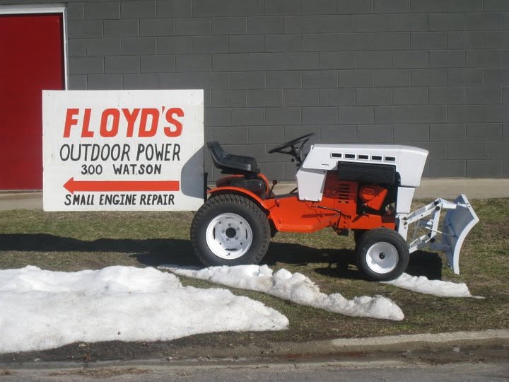 The original sign (and tractor!) for Floyd's.